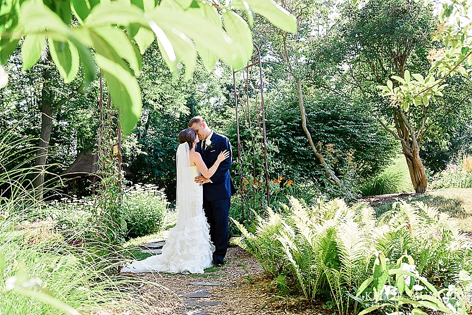 heritage garden wedding photos shelby township